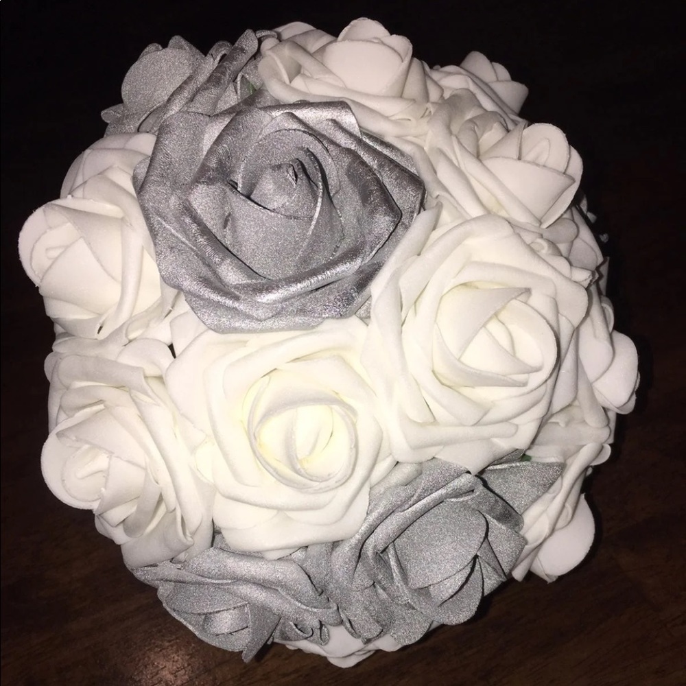 Handmade Bridesmaid Gray White Satin Rose Bouquet